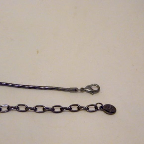 R. J. Graziano "Radiant Rays" Bib Necklace 16-3/4" - Picture 7 of 8